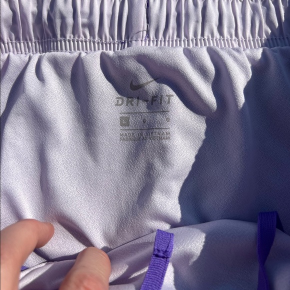 NIKE Dri-FIT Athletic Shorts, Large - Picture 3 of 5